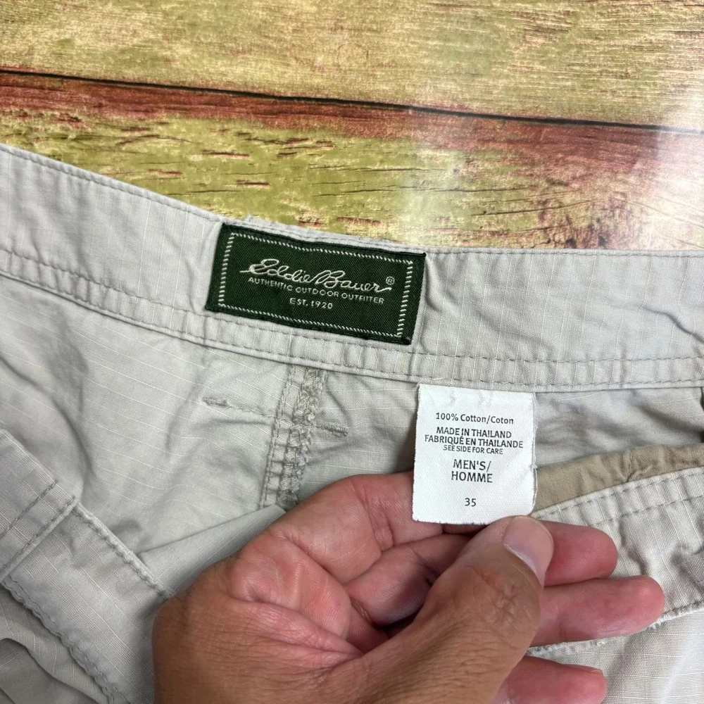 Eddie Bauer Stone Khaki Ripstop Cargo Shorts Mens Size 35 Gorpcore Indie Utility